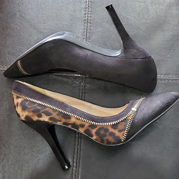 Nine West Pointy Toe Pumps - Picture 2 of 4